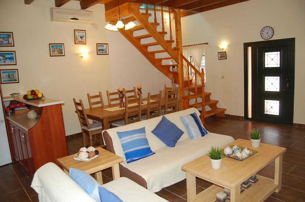 Chris And Nick Corfu Villa Mpoukaris Rom bilde